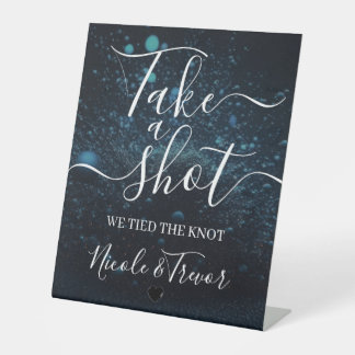 Aangepaste Blauwe Stof Calligraphy Neem een Slok Reclamebord Met Voetstuk
