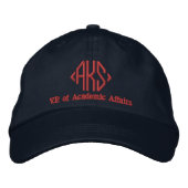 Aangepaste Blok Monogram Functietitel Geborduurde Pet (Voorkant)