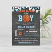 Aangepaste Blue Boy Basketball Baby Shower-uitnodi Kaart (Staand voorkant)
