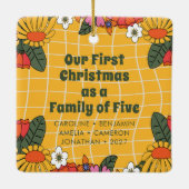 Aangepaste Boho Groovy Eerste Kerstmis Familie van Keramisch Ornament (Achterkant)