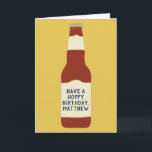 Aangepaste boodschap bierliefhebbers kaart<br><div class="desc">Deze wenskaart is klaar om te worden aangepast met je eigen boodschap op de voorkant en binnenkant,  zodat je de perfecte gepersonaliseerde kaart kunt maken voor verjaardagen of elke andere gelegenheid. Hij heeft een illustratie van een bruine glazen bierfles op de voorkant tegen een goudgele achtergrond.</div>