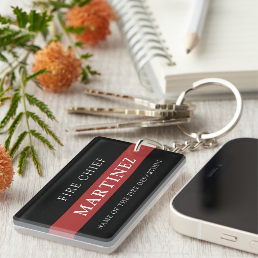 Aangepaste brandweerdienst met dunne rode lijn sleutelhanger (Voorkant Rechts)