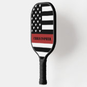 Aangepaste brandweervlag met rode lijn pickleball paddle (Links)