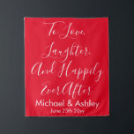 Aangepaste bruiloft achtergrond Rood & Wit Prop Re Wandkleed<br><div class="desc">Aangepaste huwelijksreceptie fotocabine,  gepersonaliseerde ceremonie achterzijde drop prop,  aangepaste paar naam banner bewegwijzering,  om van lachen te houden en gelukkig,  altijd na verlovingsfeest achtergrond,  gepersonaliseerde hoofdtafel budget decor,  elegante kalligrafie vrijgezellenfeest voor hen,  moderne decoratie eenvoudige wandtapijt,  minimalistische girly script welkomstbord,  rustieke minimal photobooth  chic</div>