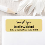 Aangepaste bruiloft Bedankt Je retouradres Label<br><div class="desc">Creëer uw eigen aangepast, gepersonaliseerd, eenvoudig, elegant modern gouden geel en zwart, dank u dat u het label van het retouradres opneemt. Voer gewoon de namen en het adres van de bruid en de bruidegom/vrouw en man in. Elegant bedankt dat je de adreslabels teruggeeft voor gebruik op bruiloft, huwelijksverjaardag, verjaardag,...</div>