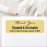 Aangepaste bruiloft Bedankt Je retouradres Label<br><div class="desc">Creëer uw eigen aangepaste, gepersonaliseerde, eenvoudige, elegante moderne zwarte en gouden gele dank voor uw vermelding van het retouradreslabel. Voer gewoon de namen en het adres van de bruid en de bruidegom/vrouw en man in. Elegant bedankt dat je de adreslabels teruggeeft voor gebruik op bruiloft, huwelijksverjaardag, verjaardag, vrijgezellenfeest, baby shower,...</div>
