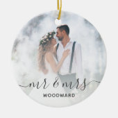 Aangepaste bruiloft Foto Mr en Mrs Gray Script Keramisch Ornament (Voorkant)