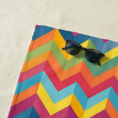 Aangepaste Chevron Stripes Monogram Strandlaken (In situ)