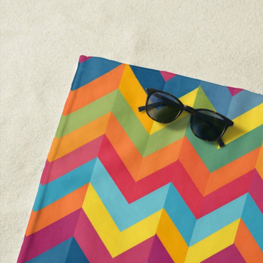 Aangepaste Chevron Stripes Monogram Strandlaken (In situ)