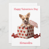 Aangepaste Chihuahua Pup Red Hearts op Box Valenti Feestdagenkaart (Voorkant / Achterkant)