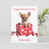 Aangepaste Chihuahua Pup Witte Harten op Box Valen Feestdagenkaart (Staand voorkant)