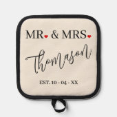 Aangepaste chique Mr en Mrs Achternaam en harten Pannenlap (Voorkant)