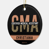 Aangepaste CMA Certified Medical Assistant Leopard Keramisch Ornament (Links)