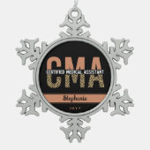 Aangepaste CMA Certified Medical Assistant Leopard Tin Sneeuwvlok Ornament (Voorkant)