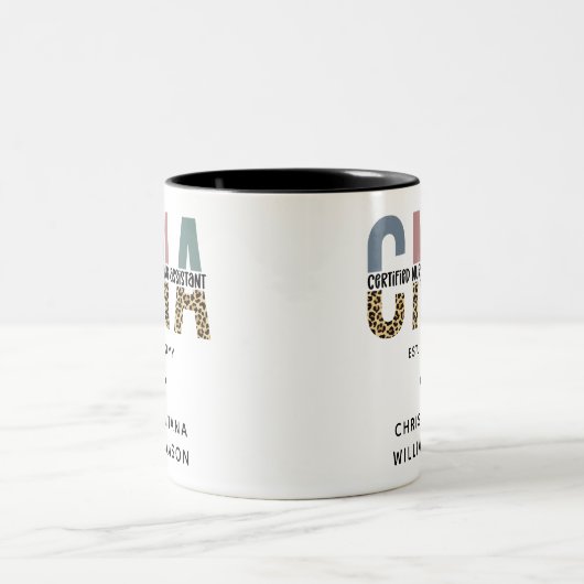 Aangepaste CNA Certified Nursing Assistant-cadeaus Tweekleurige Koffiemok (Center)