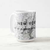 Aangepaste coördinaten voor Black & White New York Koffiemok (Voorkant links)