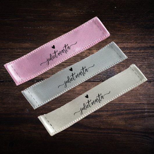 Aangepaste cut en naai handtekening naam satijn la satijnen lint