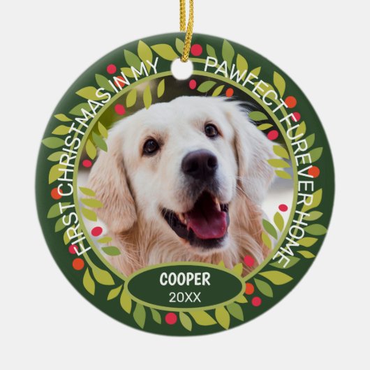 Aangepaste Cute Pet-foto 1e kerst op hulstbes Keramisch Ornament (Voorkant)