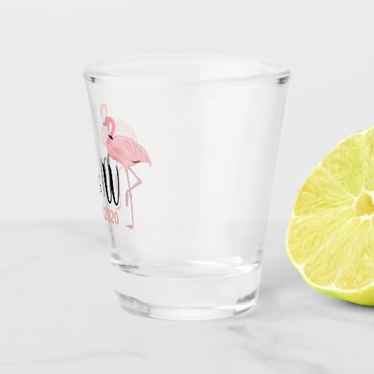 Aangepaste datum Monogram Schattige Fun Pink Flami Shot Glas (Rechts)
