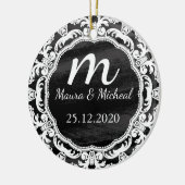 Aangepaste datum van het Monogram van het Chalkboa Keramisch Ornament (Links)