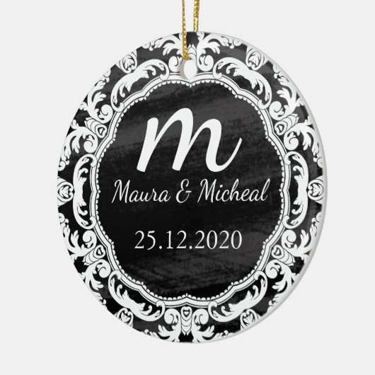 Aangepaste datum van het Monogram van het Chalkboa Keramisch Ornament (Links)