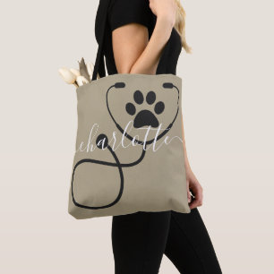 Aangepaste dierenarts veterinair technicus assiste tote bag