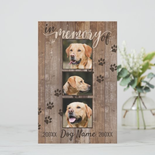 Aangepaste 'Dog Memorial Rustic Wood Kijk'-aankond (Staand voorkant)