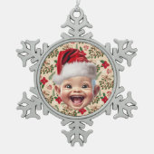 Aangepaste Eerste Baby Gezicht Kerstman Hoed Kerst Tin Sneeuwvlok Ornament (Voorkant)