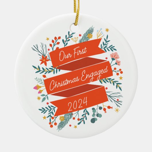 Aangepaste eerste kerst verloofd feestelijk rood 2 keramisch ornament (Voorkant)