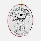 Aangepaste eerste kerst verloofd keramisch ornament (Rechts)