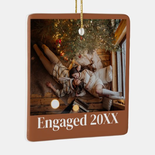 Aangepaste eerste kerst verloofd paar Afbeelding Keramisch Ornament (Rechts)