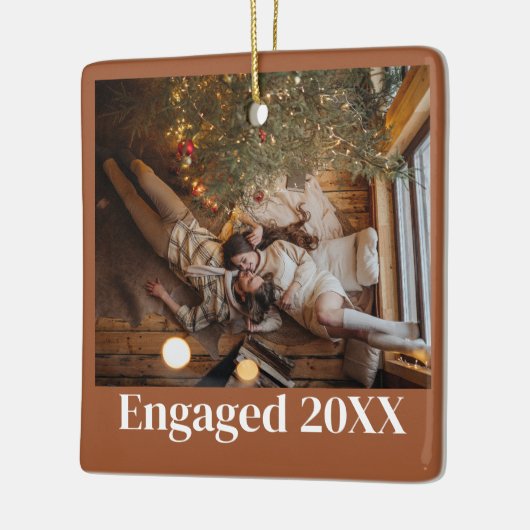 Aangepaste eerste kerst verloofd paar Afbeelding Keramisch Ornament (Links)