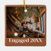 Aangepaste eerste kerst verloofd paar Afbeelding Keramisch Ornament (Voorkant)