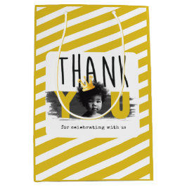 Aangepaste eerste verjaardag foto zwart wit geel medium cadeauzakje