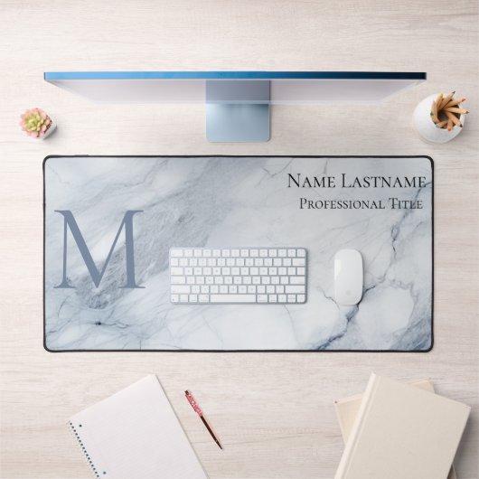 Aangepaste Elegante Monogram Lichtblauwe Marmer Bureaumat (Kantoor 1)