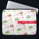 Aangepaste elektronica-tas voor Retro-aanhangwagen Laptop Sleeve<br><div class="desc">Een elektronische zak met illustraties van  kampers,  roze flamingos,  bloemen en bijen.  Personaliseer u met jouw naam aan de voorzijde.</div>