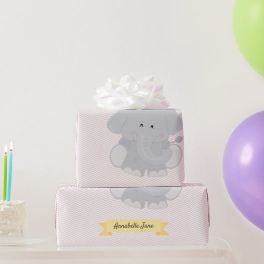 Aangepaste Elephant Chevron Stripes met naam en le Cadeaupapier (Feestgeschenken)