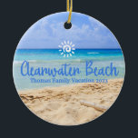 Aangepaste familie Clearwater Beach vakantie Kerst Keramisch Ornament<br><div class="desc">Leuke personaliseerbare Florida Trip souvenir. Maatwerk: Verander onderschrift en jaar om het uniek te maken.</div>