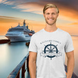 Aangepaste Familie Cruiseschip Trip Nautisch Wiel<br><div class="desc">Chique aangepaste zomervakantie tri-blend T-shirts voor uw strandcruise op de oceaan met een marineblauw stuurwiel. Dit nautische themaontwerp is ideaal voor stijlvolle bijpassende familiereünie-t - shirts om de speciale reis te herdenken. Personaliseer met uw achternaam en jaar.</div>