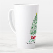 Aangepaste familie moderne lineaire kerstboom latte mok (Linkerhoek)