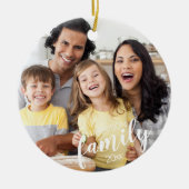 Aangepaste FAMILIE (witte tekst) 2-foto-toetsenbor Keramisch Ornament (Voorkant)