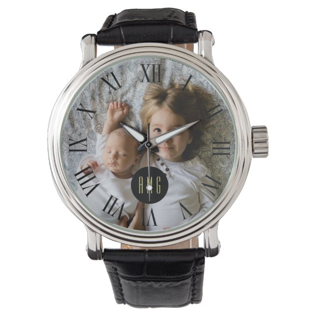Aangepaste familiefoto | Monogram | Romeins cijfer Horloge (Voorkant)