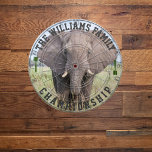 Aangepaste familienaam gepersonaliseerde olifant f dartbord<br><div class="desc">Voeg je familienaam toe en creëer gemakkelijk je gepersonaliseerde familienaam dartboard. Klik op de knop PERSONALISEREN om de tekstkleur te wijzigen.</div>