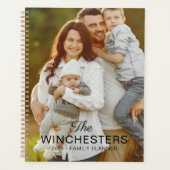 Aangepaste familienaam tekst en jaar twee foto planner (Voorkant)