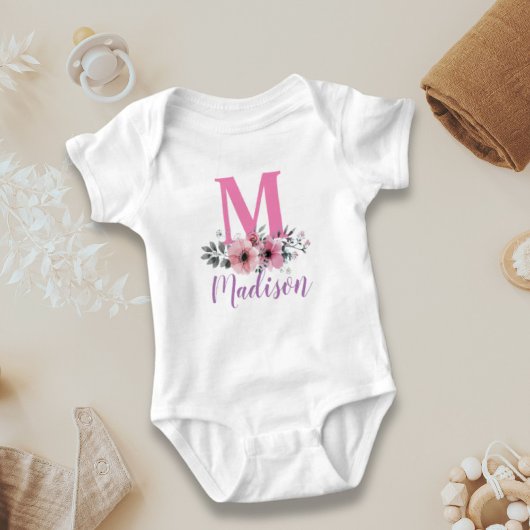 aangepaste familienaam waterverf bloemen monogram romper