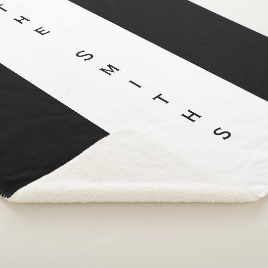 Aangepaste familienaam zwart-wit sherpa deken (3/4)