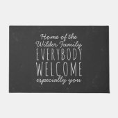 Aangepaste familienaam Zwart-wit Welkom Deurmat (Voorkant)