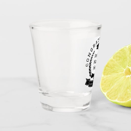 Aangepaste felicitaties Klasse van 2023 zwarte bri Shot Glas (Links)