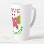 Aangepaste Fluwelen Hart Vlinder Cadeau Latte Mok (Rechterhoek)
