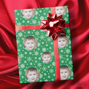 Aangepaste foto Aangepaste Logo Snowflake Groene F Cadeaupapier